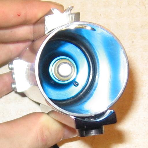 Valve front